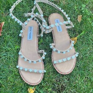 Steve Madden Beige and Blue Studded Sandals 6